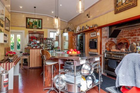 Photo of property in 1 Mclean Street, Woodville, 4920