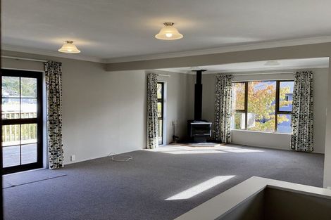 Photo of property in 1 Azimuth Place, Whitby, Porirua, 5024