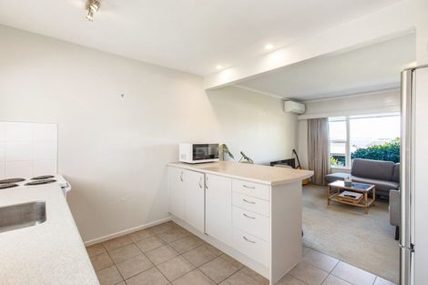 Photo of property in 2/84 Jutland Road, Hauraki, Auckland, 0622