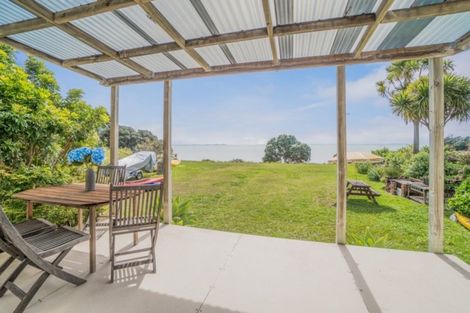 Photo of property in 12 Sergeant Road, Awhitu, 2684