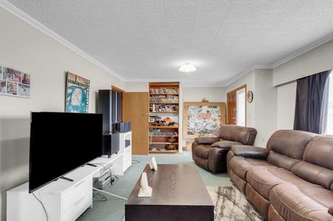 Photo of property in 8 Pulham Crescent, Queenwood, Hamilton, 3210