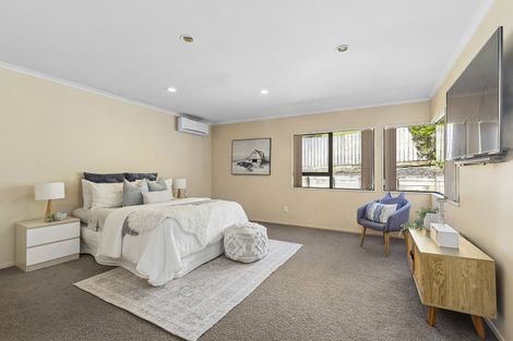 Photo of property in 23 Amesbury Drive, Churton Park, Wellington, 6037