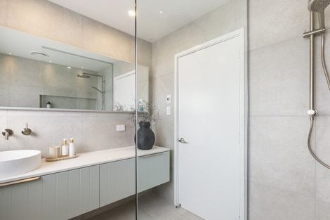 Photo of property in 16b Makora Street, Fendalton, Christchurch, 8041