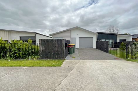Photo of property in 23 Regiment Road, Papakura, 2110