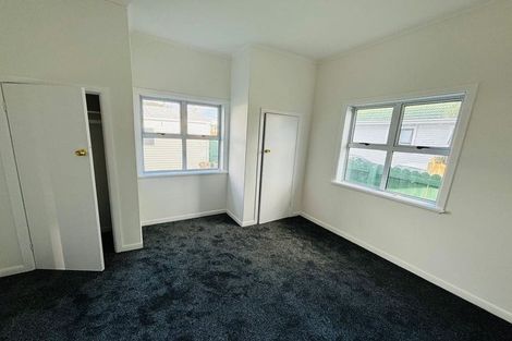 Photo of property in 33 Earlsworth Road, Mangere East, Auckland, 2024