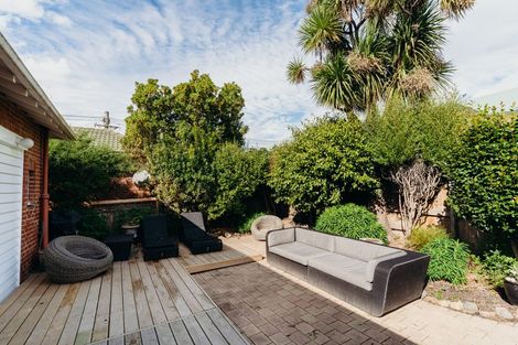 Photo of property in 33 Beach Street, Saint Clair, Dunedin, 9012