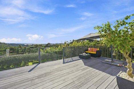 Photo of property in 136 Pinchgut Road, Kaukapakapa, 0873