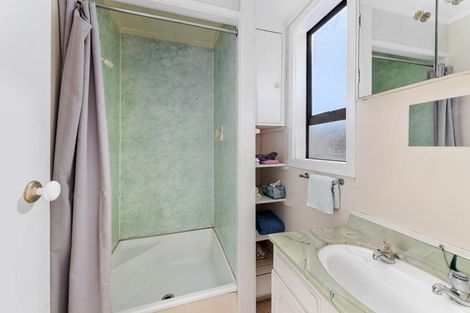 Photo of property in 40 Kawaha Point Road, Fairy Springs, Rotorua, 3015