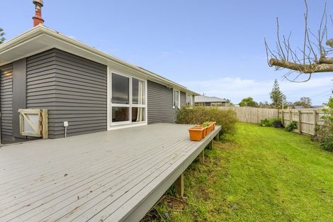 Photo of property in 9 Ngaire Street, Longburn, Palmerston North, 4412