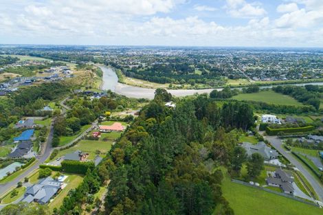 Photo of property in 6 Homestead Lane, Fitzherbert, Palmerston North, 4471