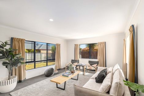 Photo of property in 35 Eastwood Rise, Waimairi Beach, Christchurch, 8083