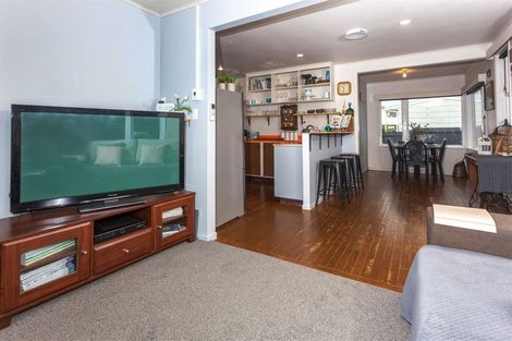Photo of property in 129a Aickin Road, Whangamata, 3620