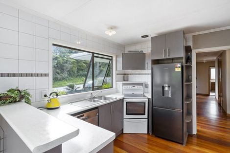 Photo of property in 74 Smart Road, Glen Avon, New Plymouth, 4312