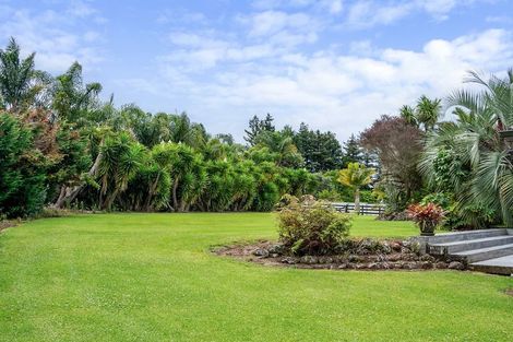 Photo of property in 4 Kotare Heights, Kerikeri, 0230