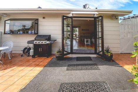 Photo of property in 99 Princes Drive, Britannia Heights, Nelson, 7010