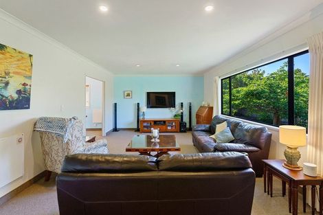 Photo of property in 4 Leanne Way, Waikanae Beach, Waikanae, 5036