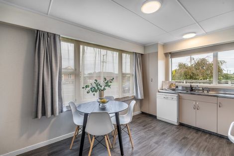 Photo of property in 1 Crombie Street, Gore, 9710