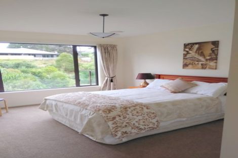 Photo of property in 9 Te Arakete Place, Hurworth, New Plymouth, 4310