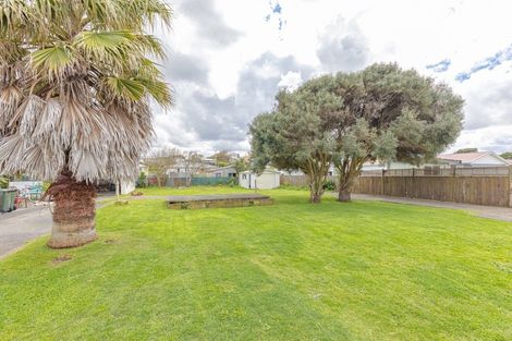 Photo of property in 4 Kupe Place, Castlecliff, Whanganui, 4501