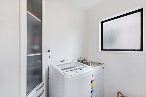 Photo of property in 2/181 Rangatira Road, Beach Haven, Auckland, 0626