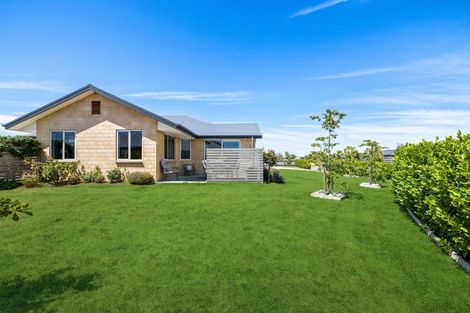 Photo of property in 4 Loe Place, Amberley, 7410