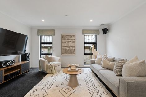 Photo of property in 19 Prestbury Grove, Churton Park, Wellington, 6037