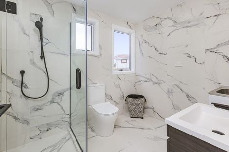 Photo of property in 30a Ferguson Street, Manurewa East, Auckland, 2102