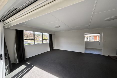 Photo of property in 91 Norana Road, Timberlea, Upper Hutt, 5018