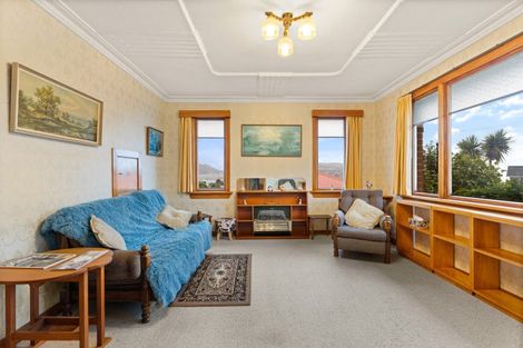 Photo of property in 122 Easther Crescent, Kew, Dunedin, 9012