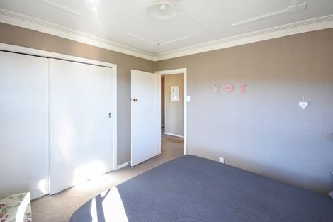 Photo of property in 21 Elwyn Crescent, Green Island, Dunedin, 9018