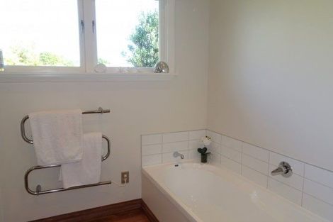 Photo of property in 1 Wilson Crescent, Karoro, Greymouth, 7805