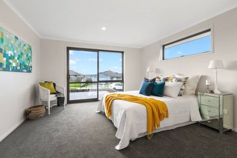 Photo of property in 18 Lakeside Terrace, Omokoroa, 3114