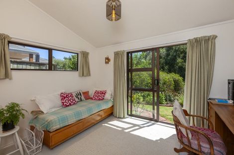 Photo of property in 44 Dale Road, Raumati South, Paraparaumu, 5032