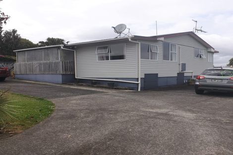 Photo of property in 24 Beach Road, Glenbrook, Waiuku, 2681