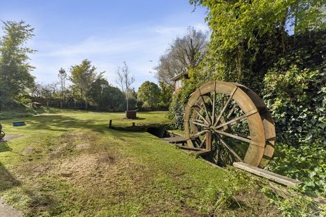 Photo of property in 25 Falstaff Street, Stratford, 4332