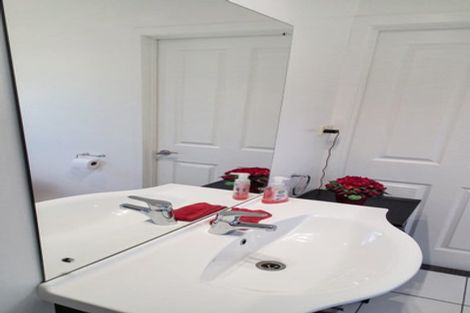 Photo of property in 98 Springhill Road, Cormacks, Oamaru, 9495