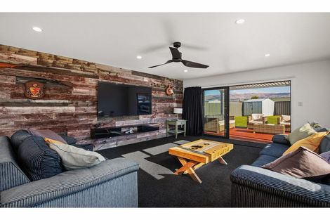 Photo of property in 8 Don Place, Alexandra, 9320