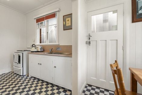 Photo of property in 5 Peel Street, Mornington, Dunedin, 9011