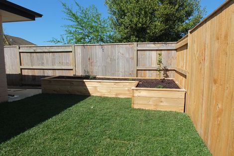 Photo of property in 3 Hof Lane, Foxton, 4814