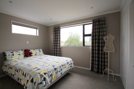 Photo of property in 2 Margaret Street, Gore, 9710