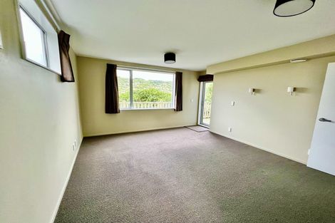 Photo of property in 59 Chartwell Drive, Crofton Downs, Wellington, 6035