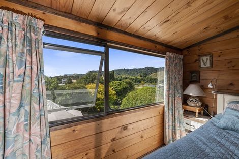 Photo of property in 8 Branch Road, Lake Okareka, Rotorua, 3076