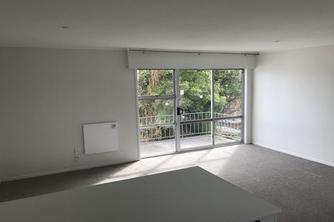 Photo of property in 15 Queen Mary Avenue, New Lynn, Auckland, 0600