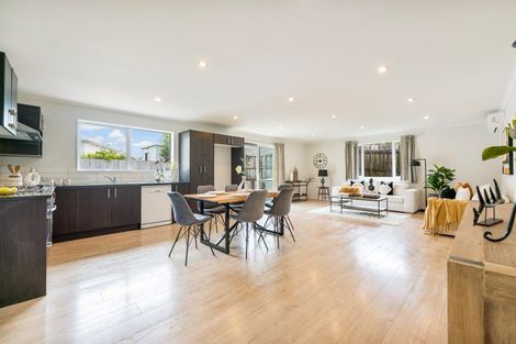 Photo of property in 1d Kuaka Place, New Lynn, Auckland, 0600