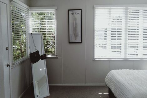 Photo of property in 25a Te Kawa Road, Greenlane, Auckland, 1061