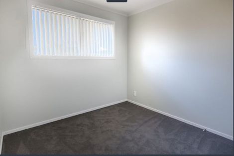 Photo of property in 12 Schooner Drive, Whitby, Porirua, 5024