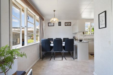 Photo of property in 30 Lower High Street, Marton, 4710