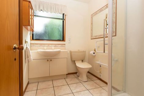 Photo of property in 9 Clyde Road, Upper Riccarton, Christchurch, 8041