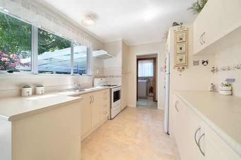 Photo of property in 12 Carter Road, Oratia, Auckland, 0604