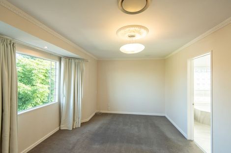 Photo of property in 22 Hugh Green Drive, Pinehill, Auckland, 0632